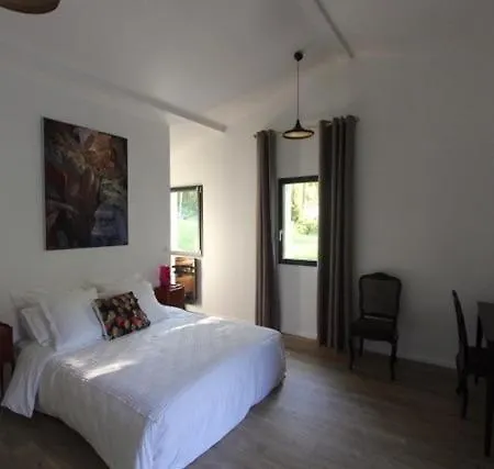 Bed & Breakfast La Loge Des Golfs *
